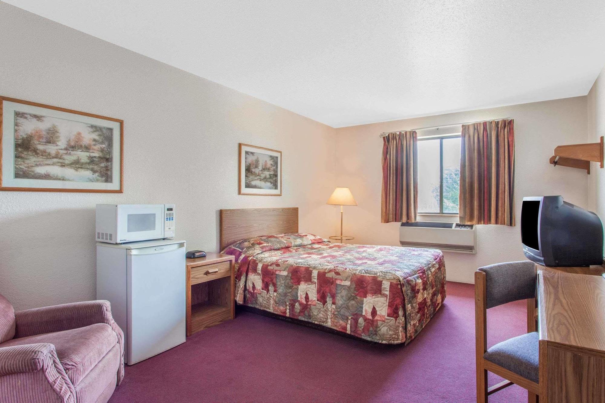 Super 8 By Wyndham Saanichton Victoria Airport Hotel Ngoại thất bức ảnh